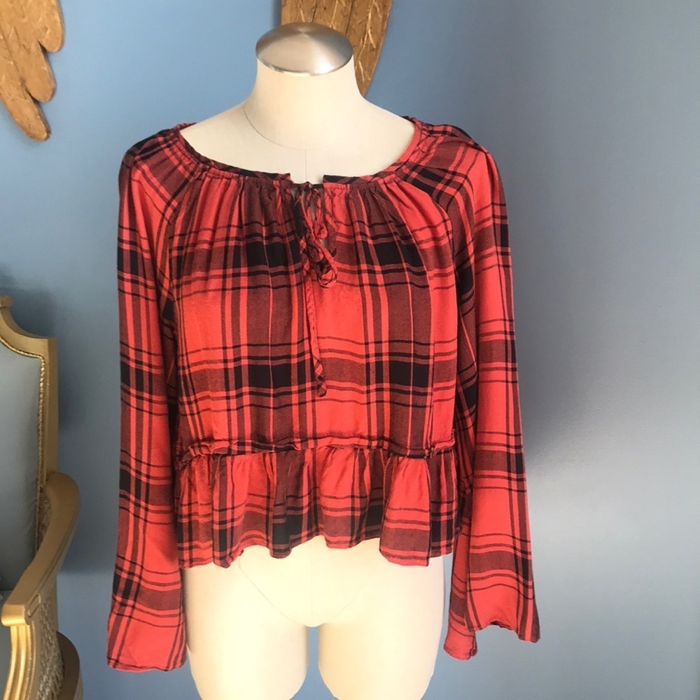 Copper Key terracotta plaid cropped lightweight ruffled top long sleeves size S